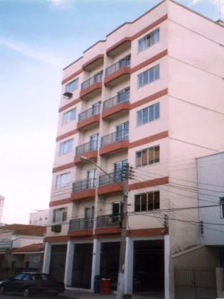 Apartamento para aluguel em Comercial